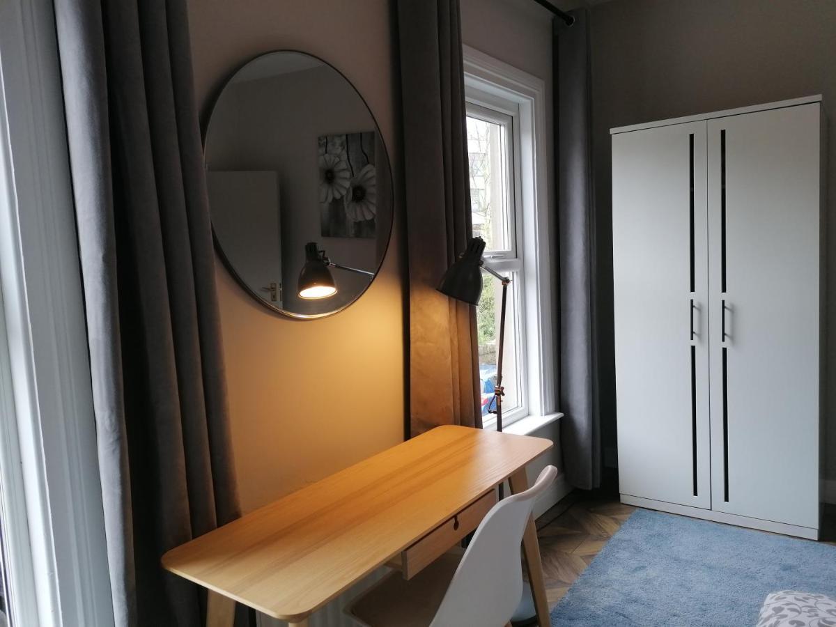Stunning 3 Bedroom Townhouse In The Heart Of City Belfast Bagian luar foto